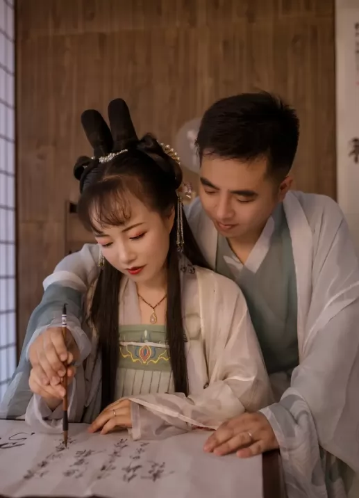 金风玉露一相逢
